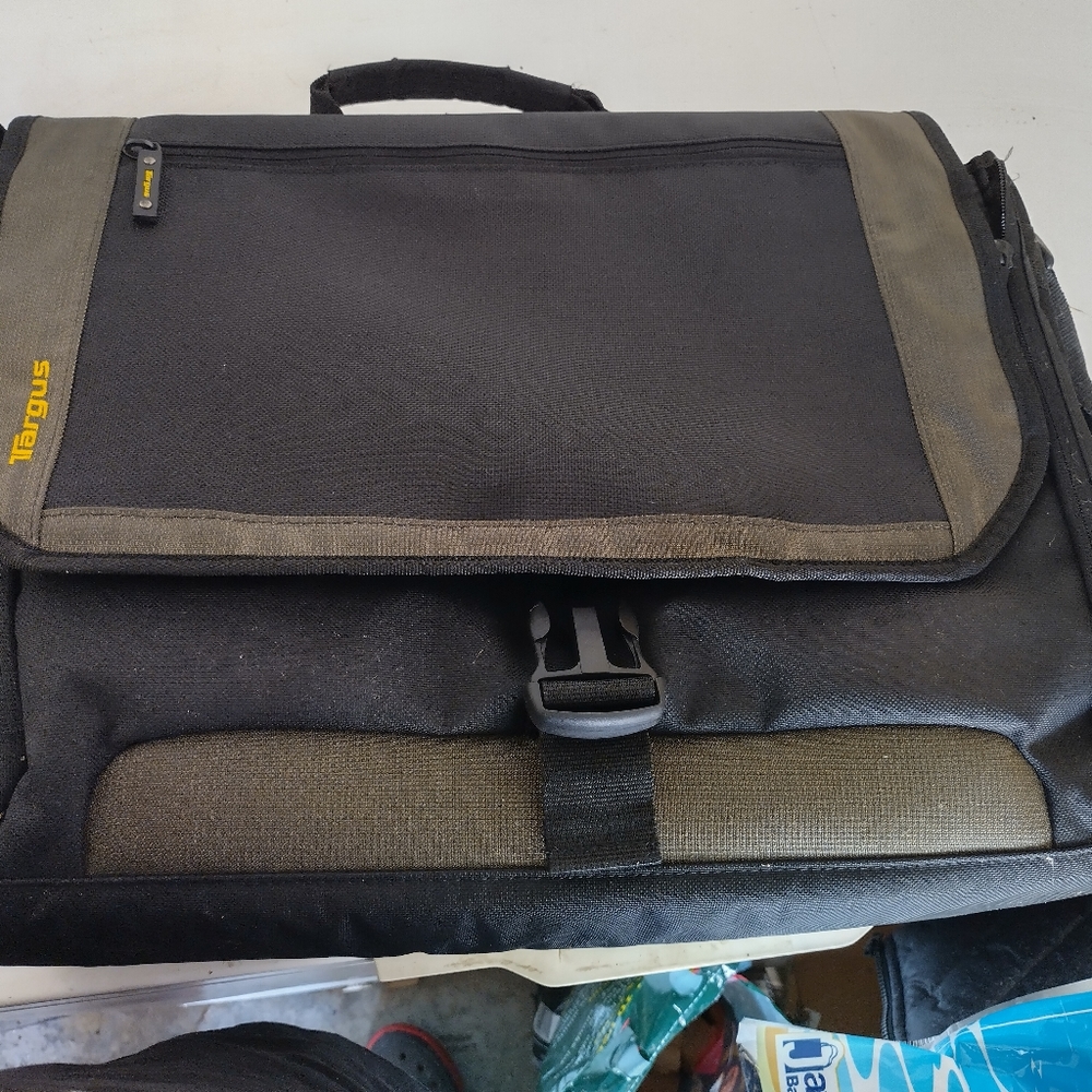 Targus laptop bag